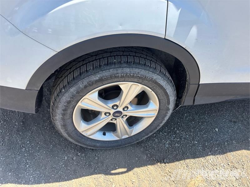 Ford Escape SE 4WD SUV (Inoperable) Personbilar