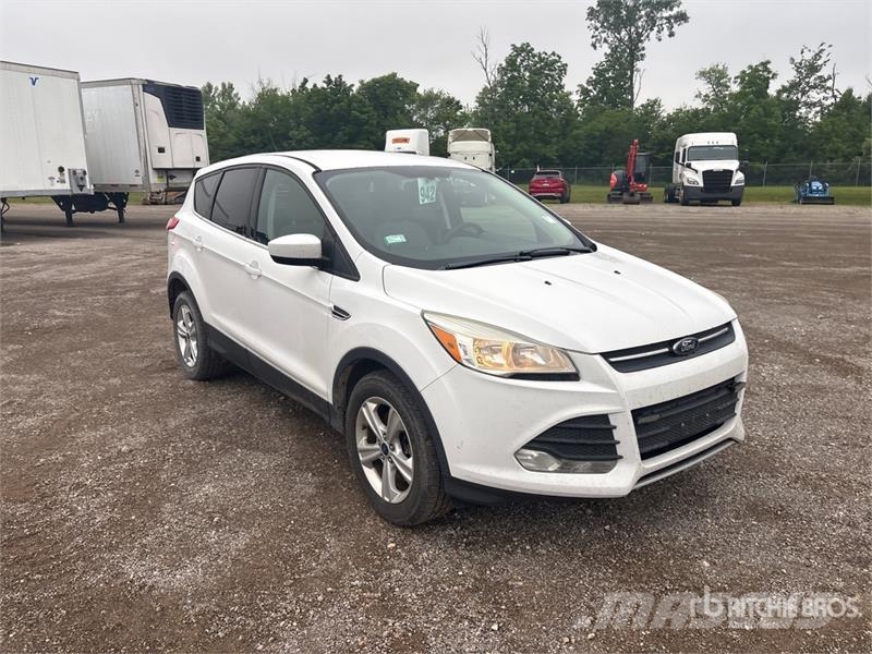 Ford Escape SE 4WD SUV (Inoperable) Personbilar