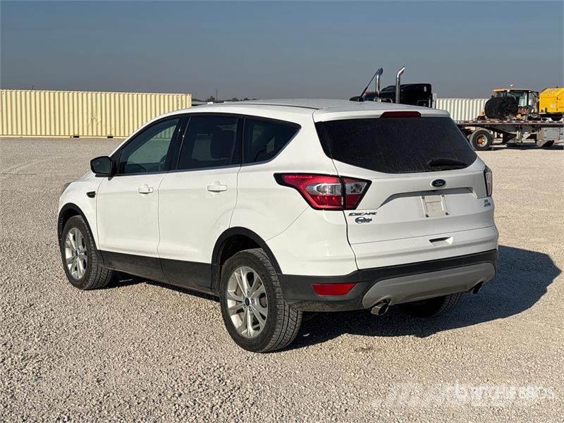 Ford Escape SE 4WD SUV Biler