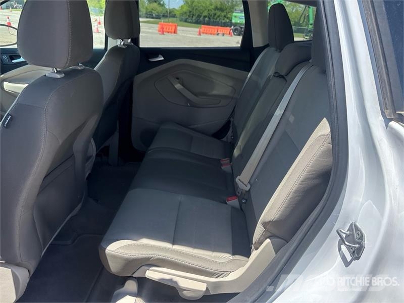 Ford Escape SE 4WD SUV (Inoperable) Personbilar