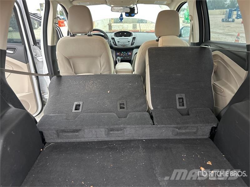 Ford Escape SE 4WD SUV Automašīnas