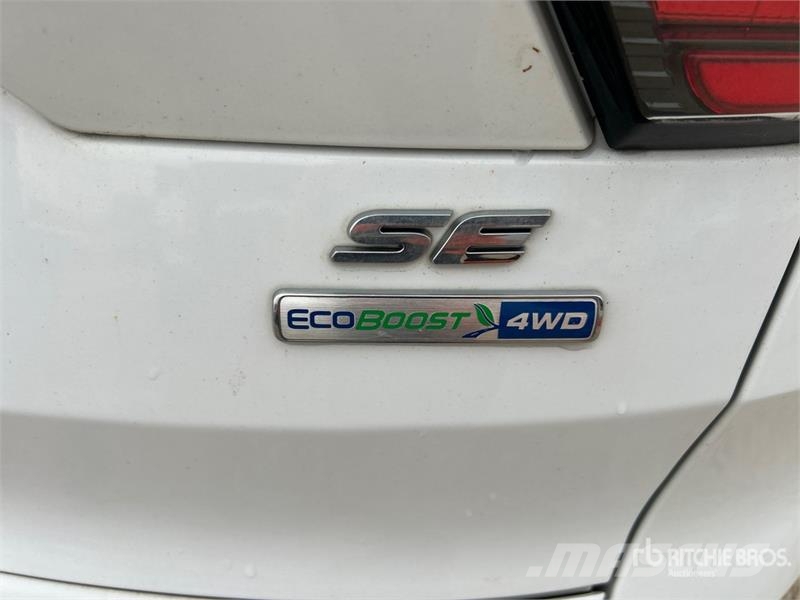 Ford Escape SE 4WD SUV Automašīnas