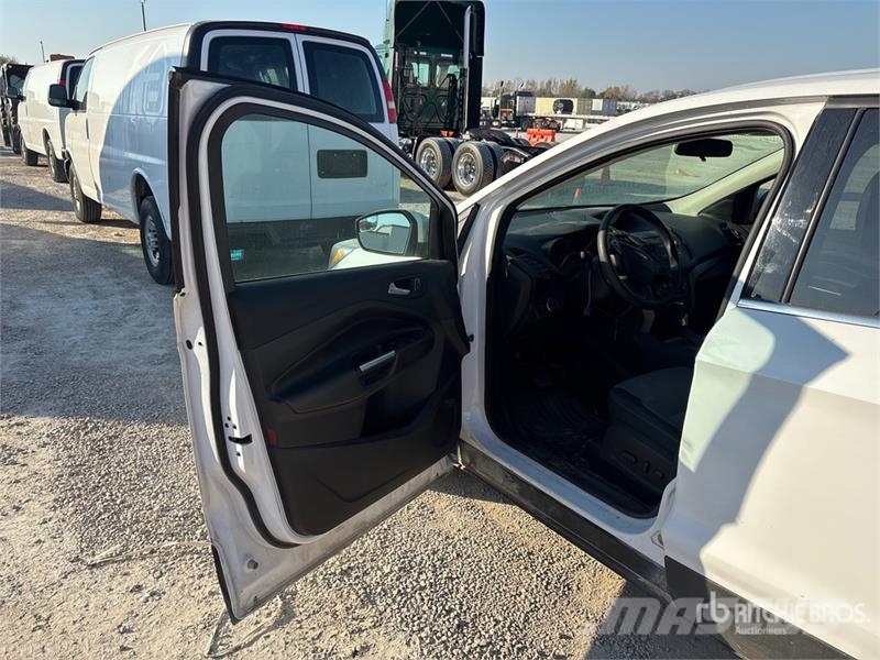Ford Escape SE 4WD SUV Biler