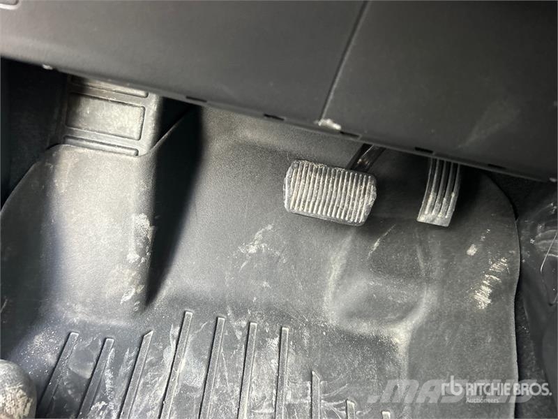 Ford Escape SE AWD SUV Avtomobili