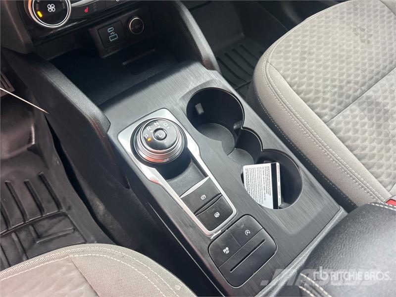 Ford Escape SE AWD SUV 自動車