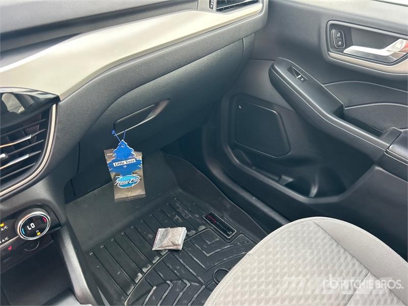 Ford Escape SE AWD SUV Avtomobili