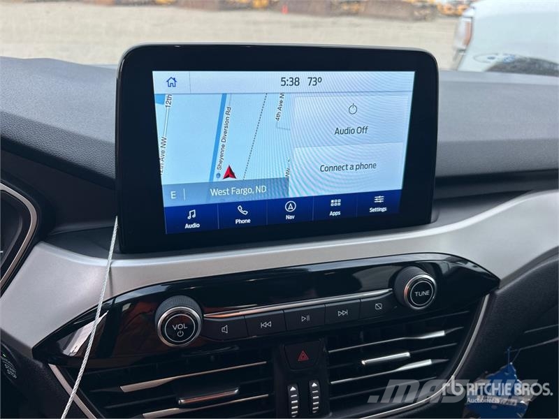 Ford Escape SE AWD SUV Avtomobili