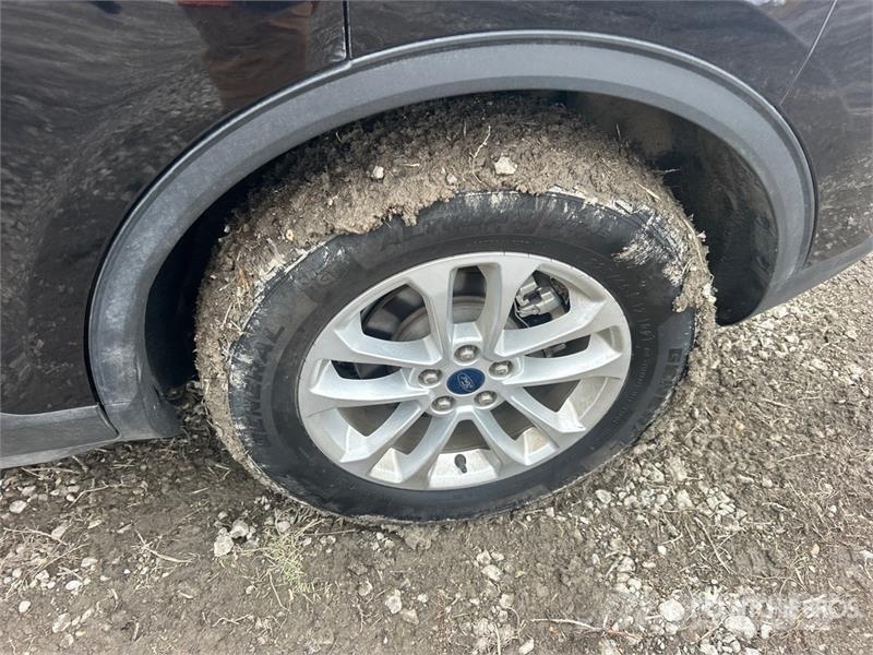 Ford Escape SE AWD SUV 汽车