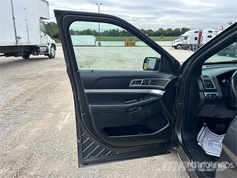 Ford Explorer Carros