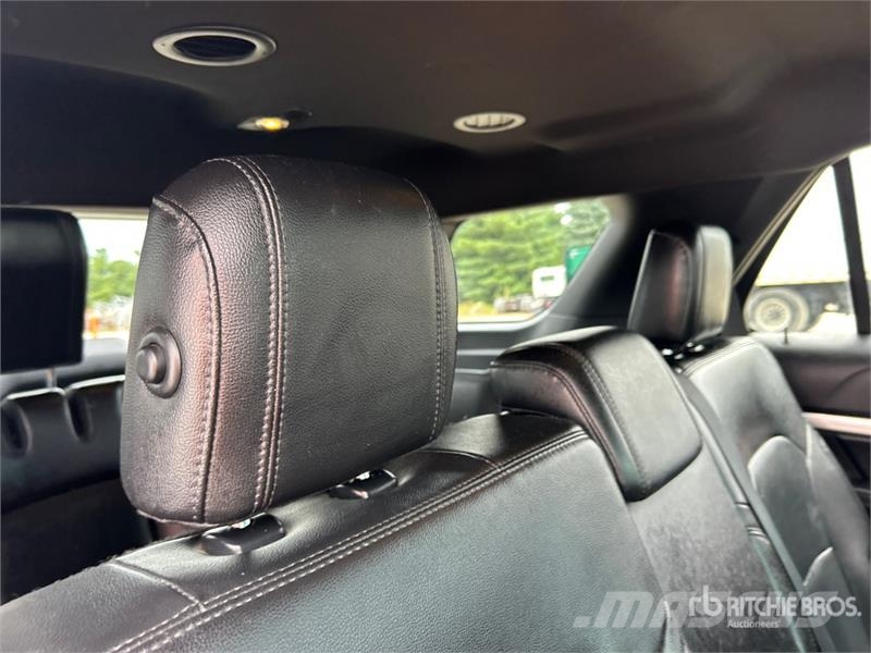 Ford Explorer Personbiler