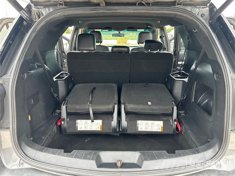 Ford Explorer Carros
