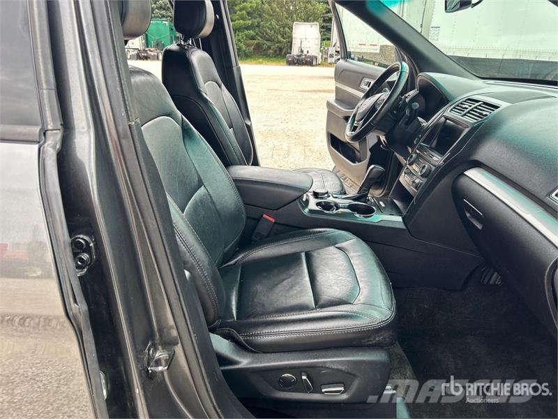 Ford Explorer Carros