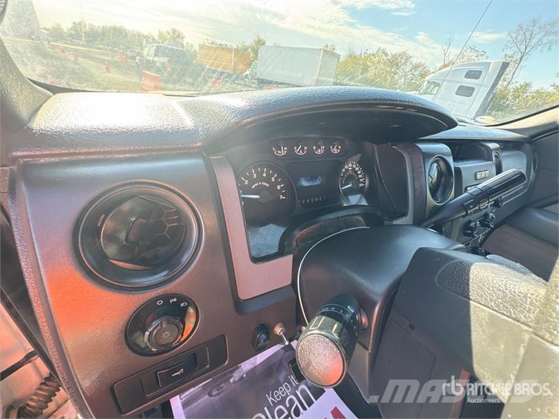 Ford F-150 4x2 Extended Cab Pickup Otros