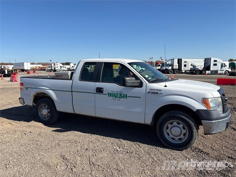 Ford F-150 4x2 Extended Cab Pickup أخرى