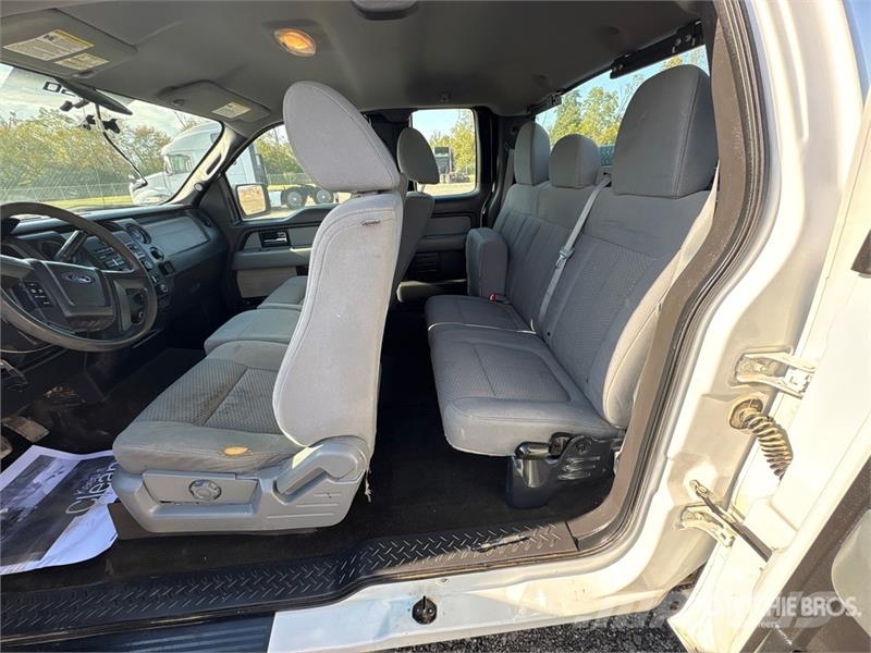 Ford F-150 4x2 Extended Cab Pickup Otros