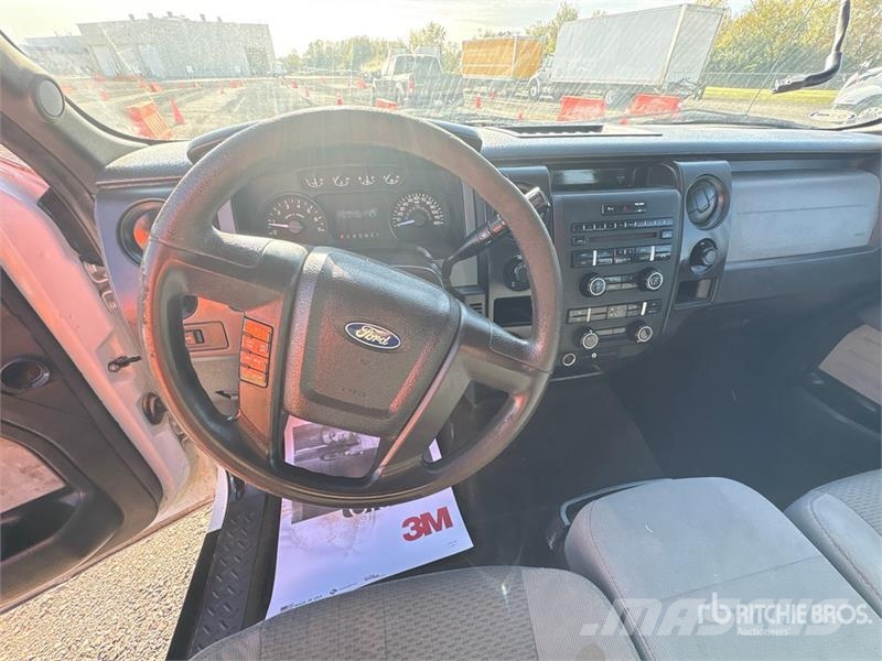 Ford F-150 4x2 Extended Cab Pickup Otros