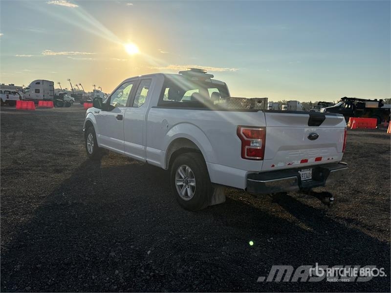 Ford F-150 4x2 Extended Cab Pickup Andere Transporter
