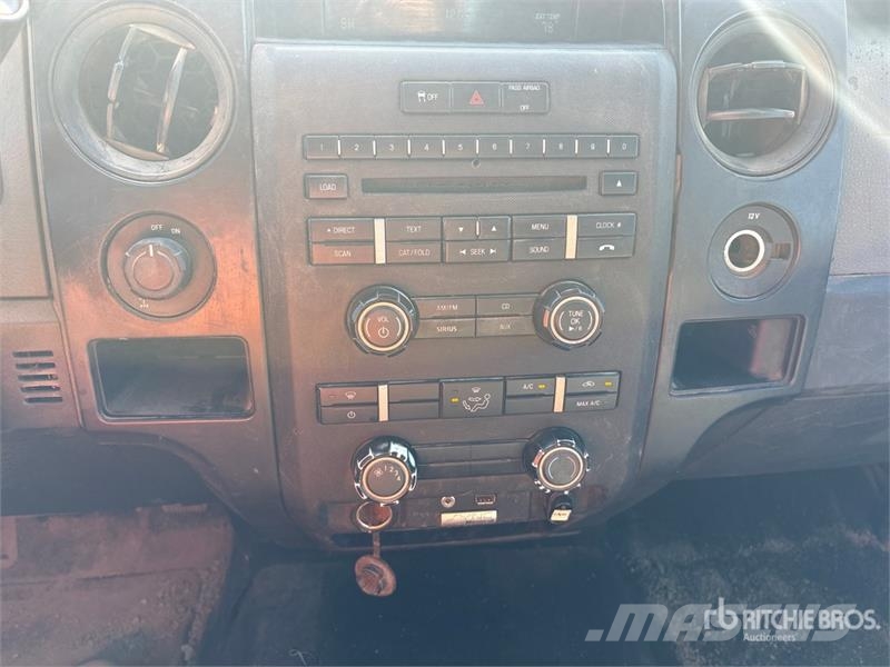 Ford F-150 4x2 Extended Cab Pickup أخرى