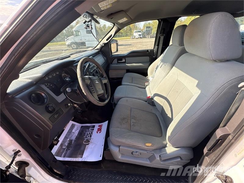Ford F-150 4x2 Extended Cab Pickup Otros