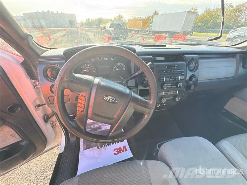 Ford F-150 4x2 Extended Cab Pickup Otros