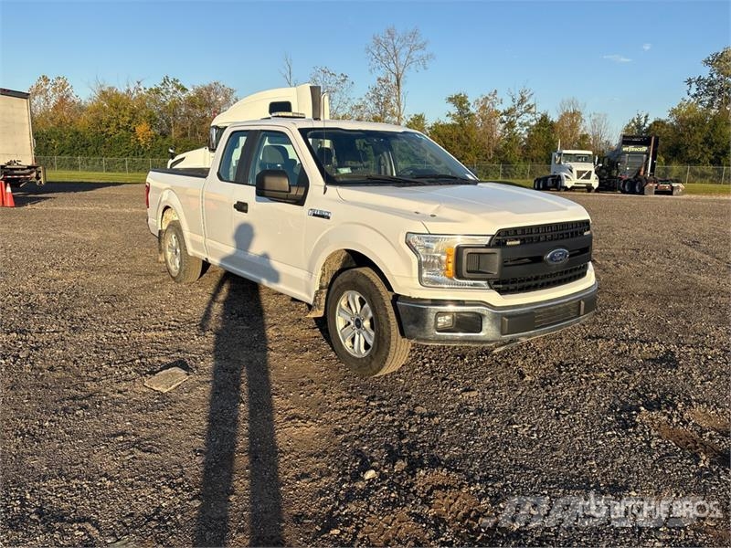 Ford F-150 4x2 Extended Cab Pickup Andere Transporter