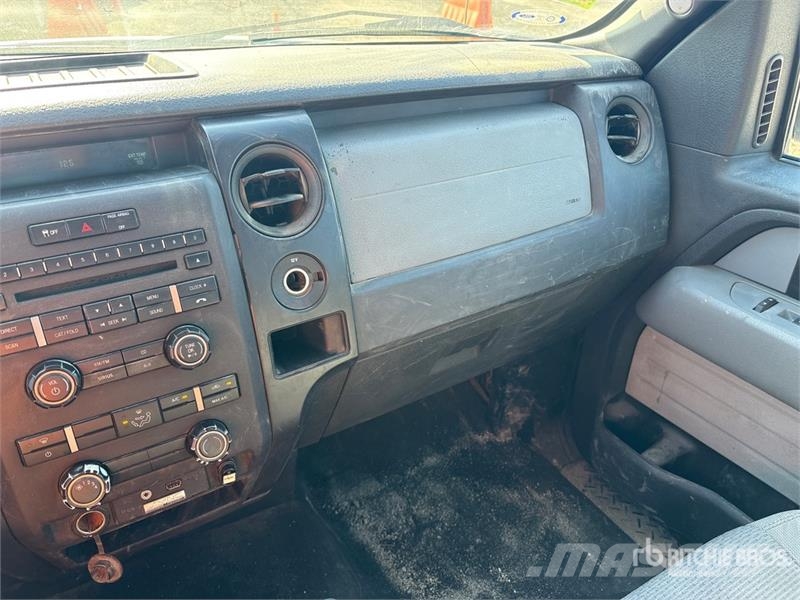 Ford F-150 4x2 Extended Cab Pickup أخرى
