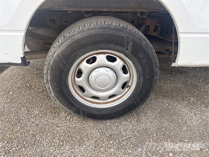 Ford F-150 4x2 Extended Cab Pickup Egyéb