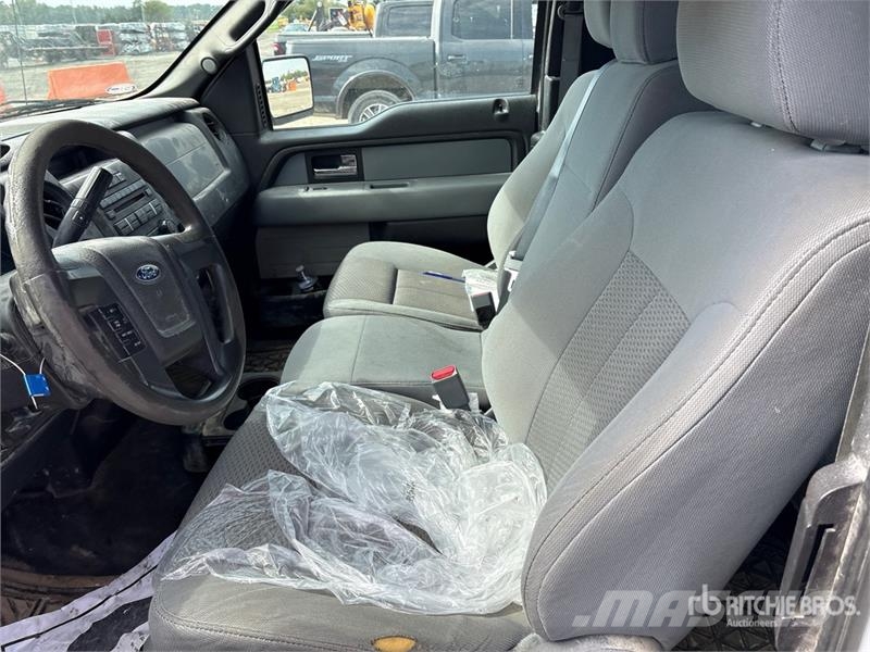 Ford F-150 4x2 Extended Cab Pickup Andre varebiler