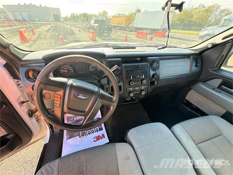 Ford F-150 4x2 Extended Cab Pickup Otros