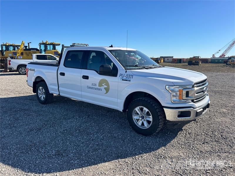 Ford F-150 4x4 Crew Cab Pickup Další