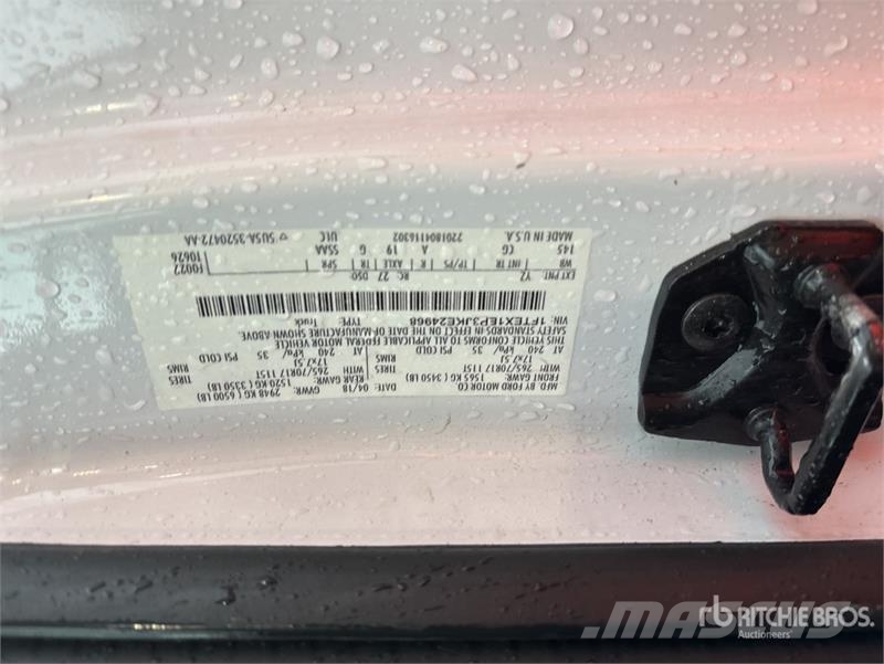 Ford F-150 4x4 Extended Cab Pickup その他