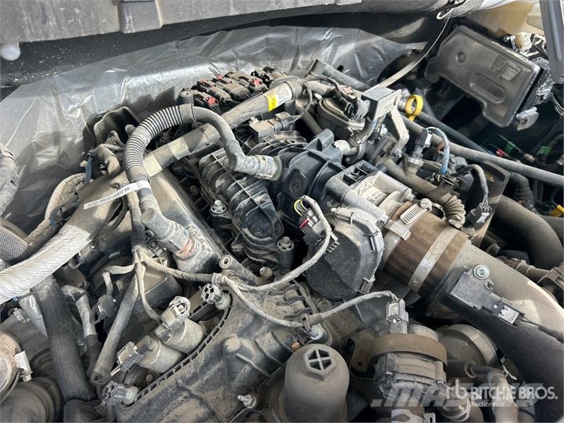 Ford F-150 STX 4x4 Crew Cab Pickup Ostalo