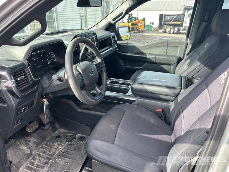 Ford F-150 STX 4x4 Crew Cab Pickup Ostalo