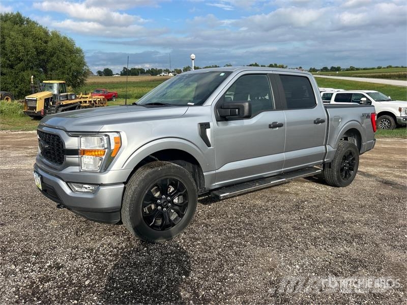 Ford F-150 STX 4x4 Crew Cab Pickup Ostalo