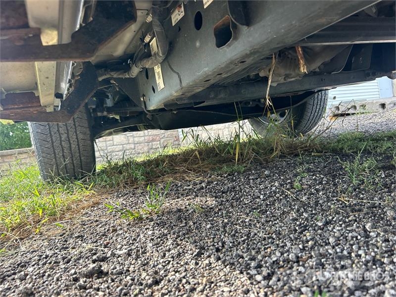 Ford F-150 STX 4x4 Crew Cab Pickup Ostalo