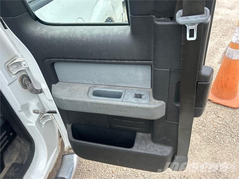 Ford F-150 STX 4x4 Extended Cab Pickup その他