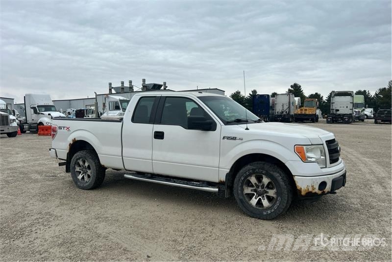 Ford F-150 STX 4x4 Extended Cab Pickup Další