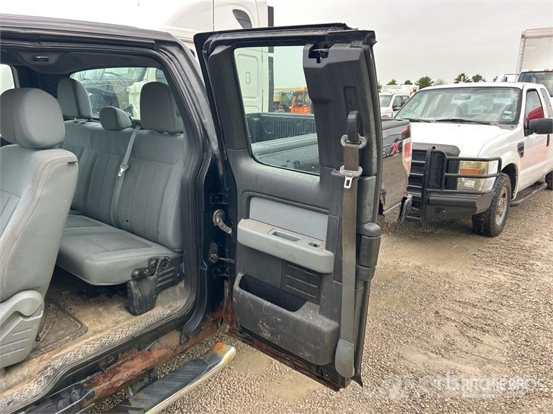 Ford F-150 STX 4x4 Extended Cab Pickup 其他