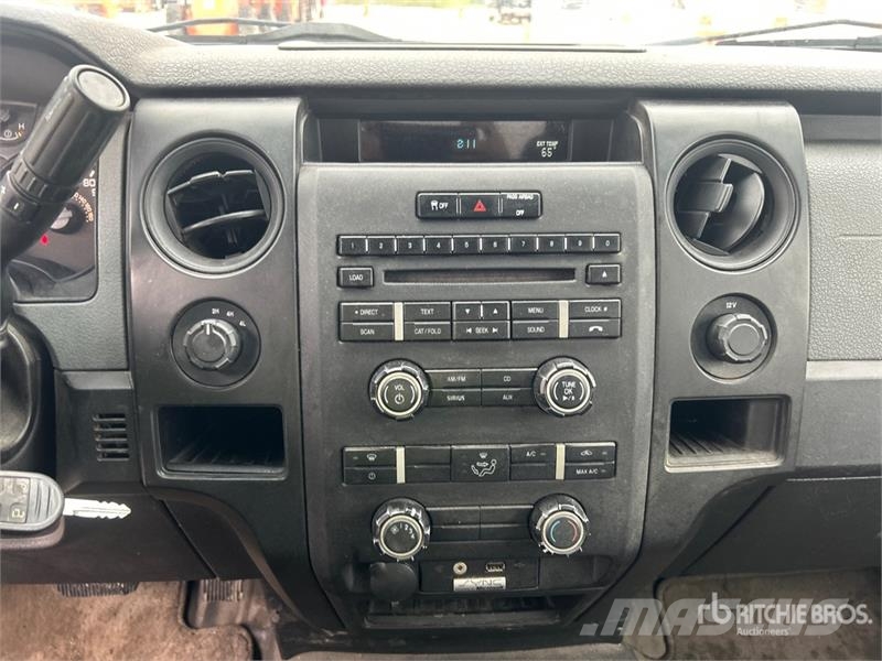 Ford F-150 STX 4x4 Extended Cab Pickup その他