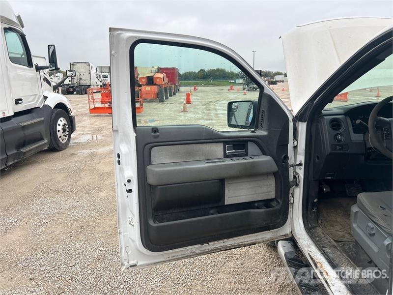 Ford F-150 STX 4x4 Extended Cab Pickup その他