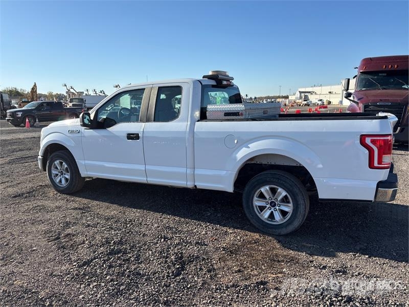 Ford F-150 XL 4x2 Extended Cab Pickup Furgoni altro