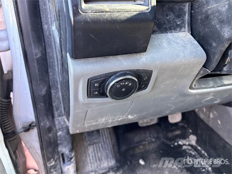 Ford F-150 XL 4x2 Extended Cab Pickup Citi