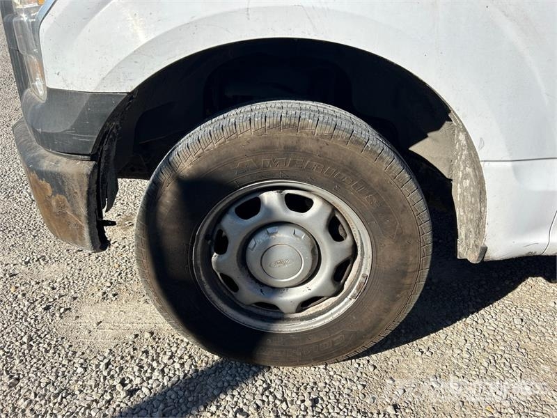 Ford F-150 XL 4x2 Pickup 其他