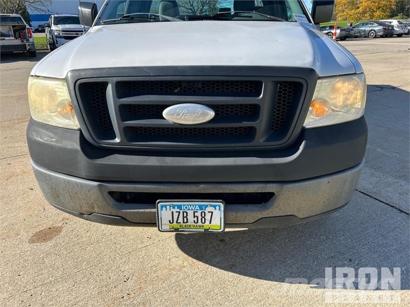 Ford F-150 XL 4x2 Pickup Drugi