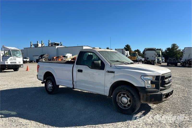 Ford F-150 XL 4x2 Pickup 其他