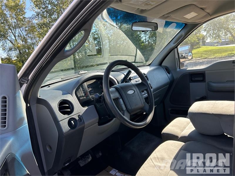 Ford F-150 XL 4x2 Pickup Drugi