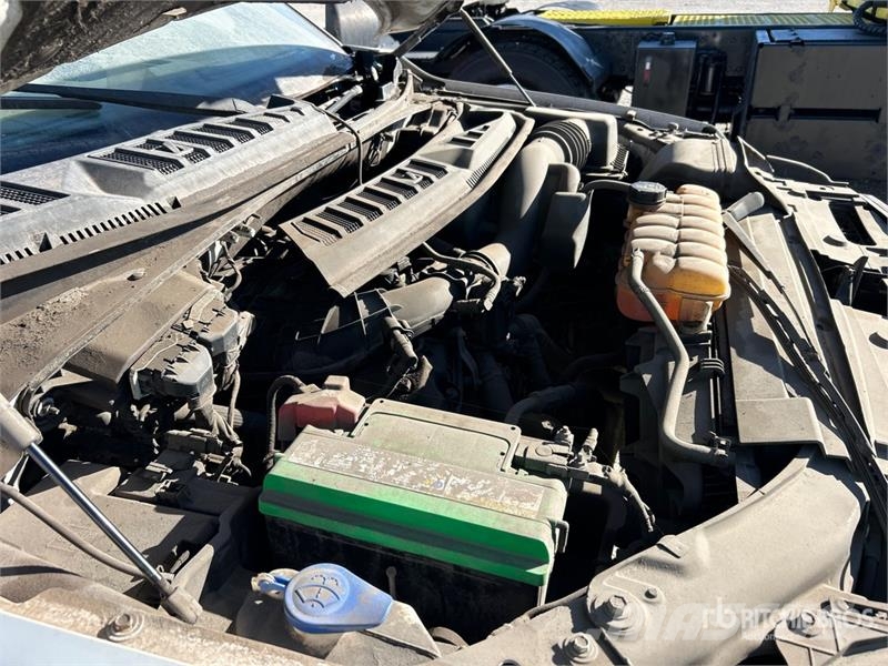 Ford F-150 XL 4x2 Pickup 其他