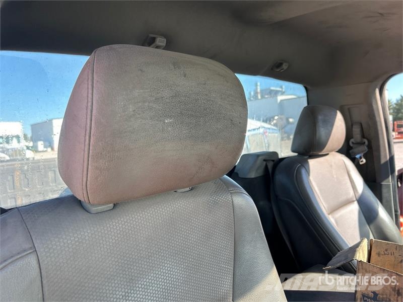 Ford F-150 XL 4x2 Pickup 其他