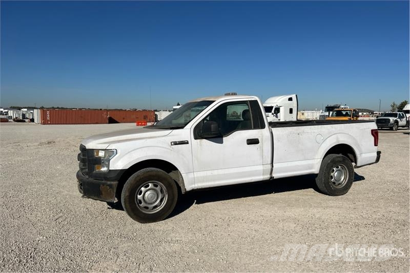 Ford F-150 XL 4x2 Pickup 其他