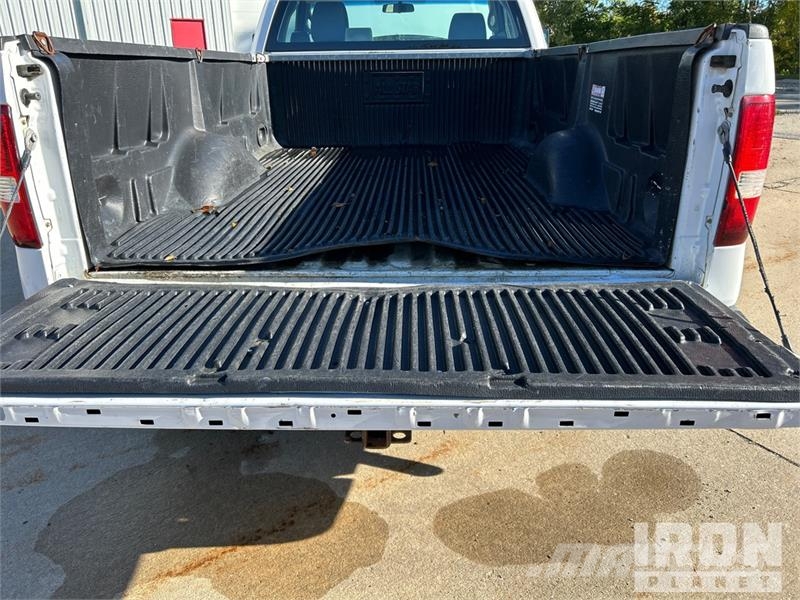 Ford F-150 XL 4x2 Pickup Drugi